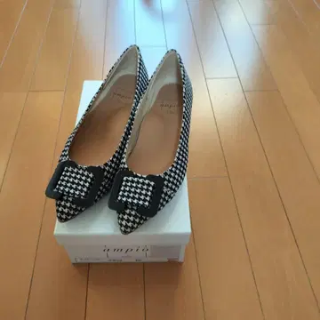 ampio 하운드 투스 패턴 펌프스