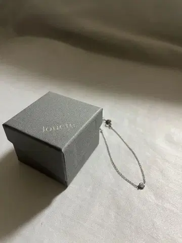 Jouete 실버 체인 팔찌