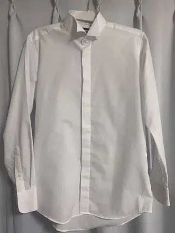 화이트 윙카라 셔츠