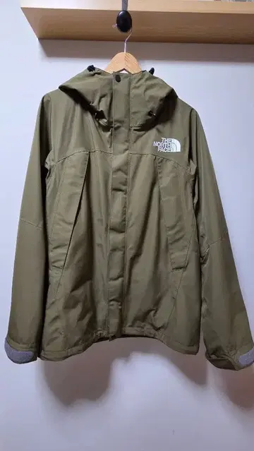 THE NORTH FACE 마운틴 자켓 NP62002Z