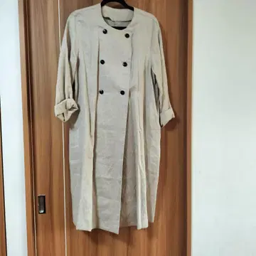 베이지 더블 브레스트 롱 코트
