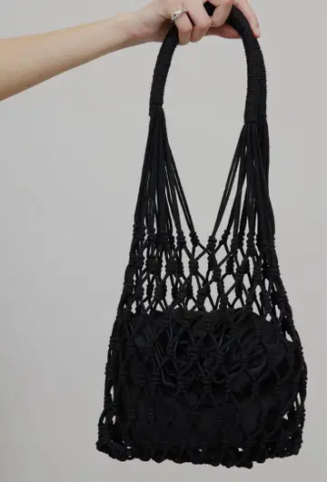 Ameri HAND WIDE MESH BAG