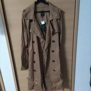 뮌헨 브라운 트렌치코트