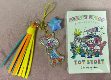 토이스토리 시크릿 스트랩 우디 30주년 디즈니 스토어