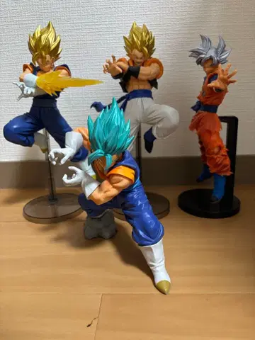 드래곤볼 피규어 세트