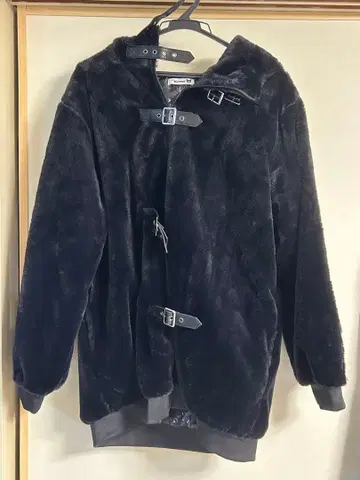 NOEMIE 쿠로미 후드 퍼 블루종 노에미 산리오