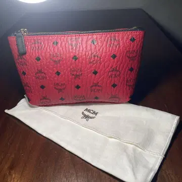 새상품급 MCM 파우치
