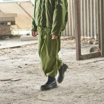 LAD MUSICIAN 오버 팬츠