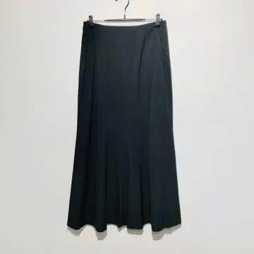 롱 스커트 블랙 심플