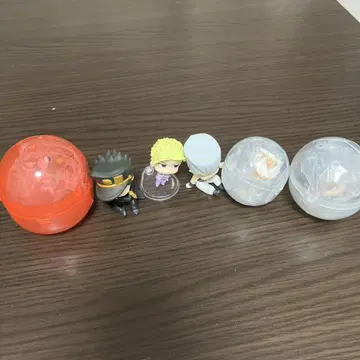 죠죠의 기묘한 모험 캡슐 토이
