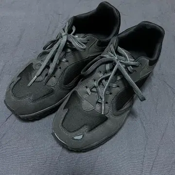 MOONSTAR 810s 스튜던 STUDEN 블랙