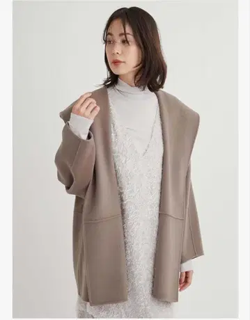 택 포함 미사용 새상품 emmi 로얄 지롱 리버 후드 코트