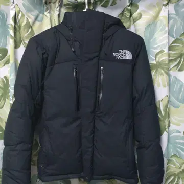 THE NORTH FACE 바르톨로 블랙 다운 자켓