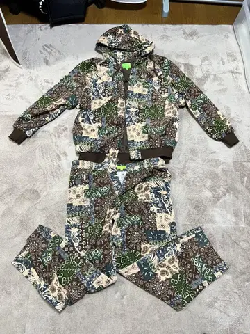 HUF 하프 코듀로이 셋업 새상품급 huf
