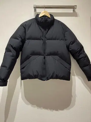 VAINL ARCHIVE MARMOT 블랙 다운 자켓 고어텍스