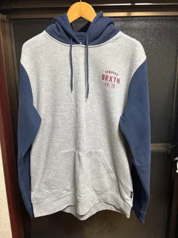 BRIXTON 후드티