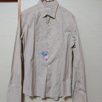 Ferragamo 베이지 자수입힌 긴팔 셔츠 미사용 택 포함