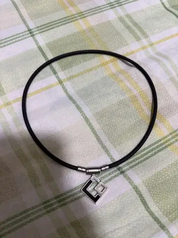 코란토테 목걸이