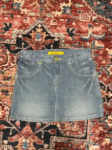 Levi Strauss & Co. 스트라이프 타이트 스커트