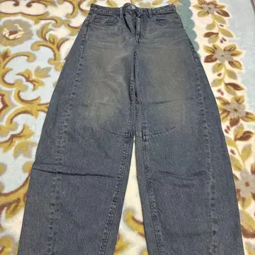 GU 다크 그레이 스트레이트 레그 데님 S