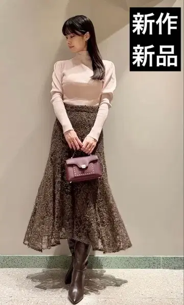 신상 택 포함 새상품 스나이델 패브릭 이레헴 플레어 스커트