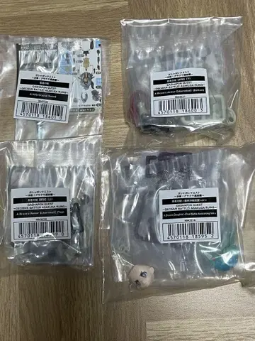 가샤폰 퀘스트 4종 세트
