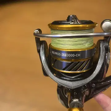 다이와 REVROS LT 3000-CH