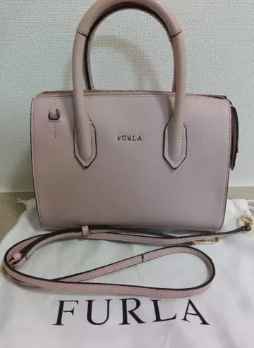 FURLA 핑크 새첼 핸드백 숄더 스트랩 포함