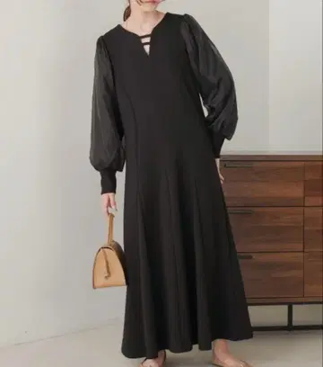 Bab 플레어 라인 긴팔 오간자 원피스