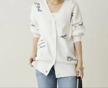 미개봉 새상품 Loungedress (라운지 드레스) 자수 KN 가디건