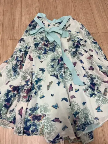 favorite 나비 패턴 플레어 스커트
