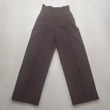 카구레 울 턱 팬츠