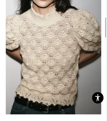 자라 로맨틱 리브 니트 스웨터 화이트