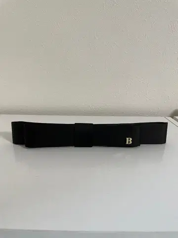 Bibiy. B. RIBBON HAIR CLIP 헤어 클립