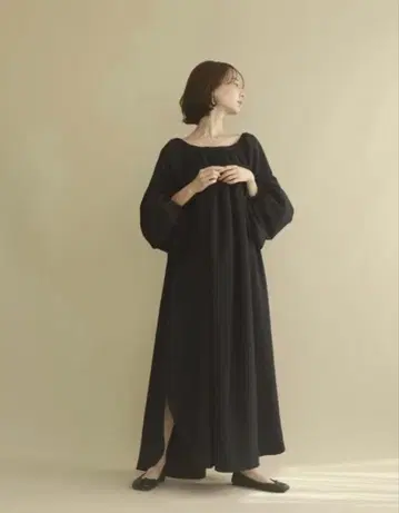 다크 컬러 긴팔 원피스 F 사이즈