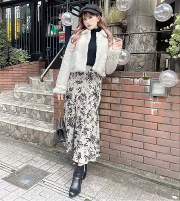 Cherimi 셰리미 보아 코트