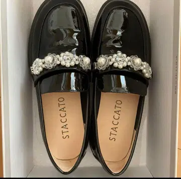 staccato 스타카토 펄 벨트 글로스 로퍼