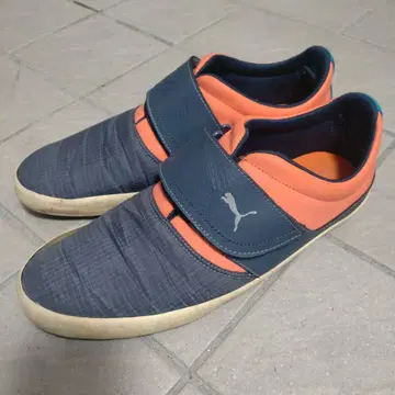 [ 긴급 가격 인하 ] Puma 네이비/오렌지 스니커즈