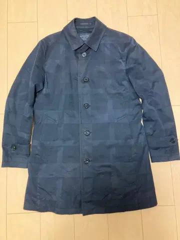 블랙 트렌치코트 Black Label Crestbridge L 사이즈