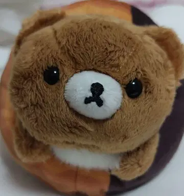 미스터도넛 리락쿠마 콜라보 백참 세트 (차이로이코구마 버전)