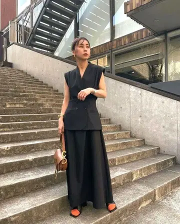 SHOULDER PADDED PEPLUM DRESS ameri
