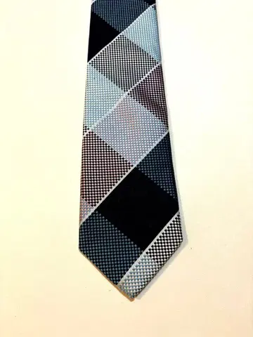 BLACK LABEL CRESTBRIDGE 체크 패턴 넥타이