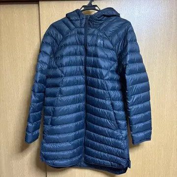언더아머 다운 코트