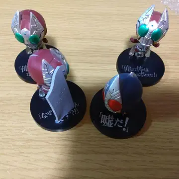 가면라이더 피규어 4체 세트