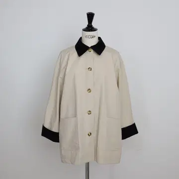 gypsohila Light Duck Coat Beige x Black
