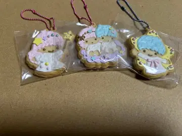 산리오 쿠키 참 키키라라