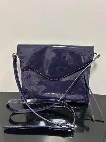 TOMMY HILFIGER 숄더 클러치 백 네이비