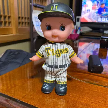 Tigers 스트라이프 유니폼 소프트 비닐 큐피