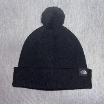 THE NORTH FACE 블랙 니트 모자 폼폼 포함
