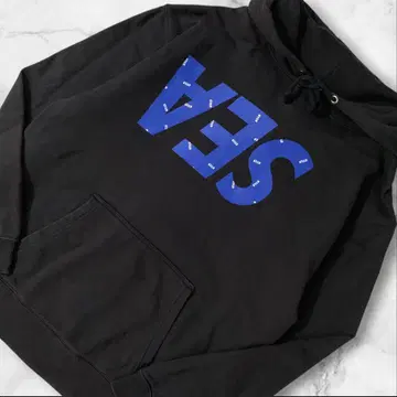 GOD SELECTION XXX WIND AND SEA HOODIE